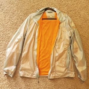 Mountain Hardwear Ghost Lite Pro. Men. Size M. Flaws found